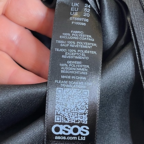 Asos Curve Vegan Faux Leather Leggings Pants NWT - Picture 7 of 8